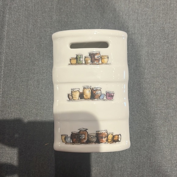 Royal Doulton Disney Winnie the Pooh Piggy Bank - Picture 2 of 8